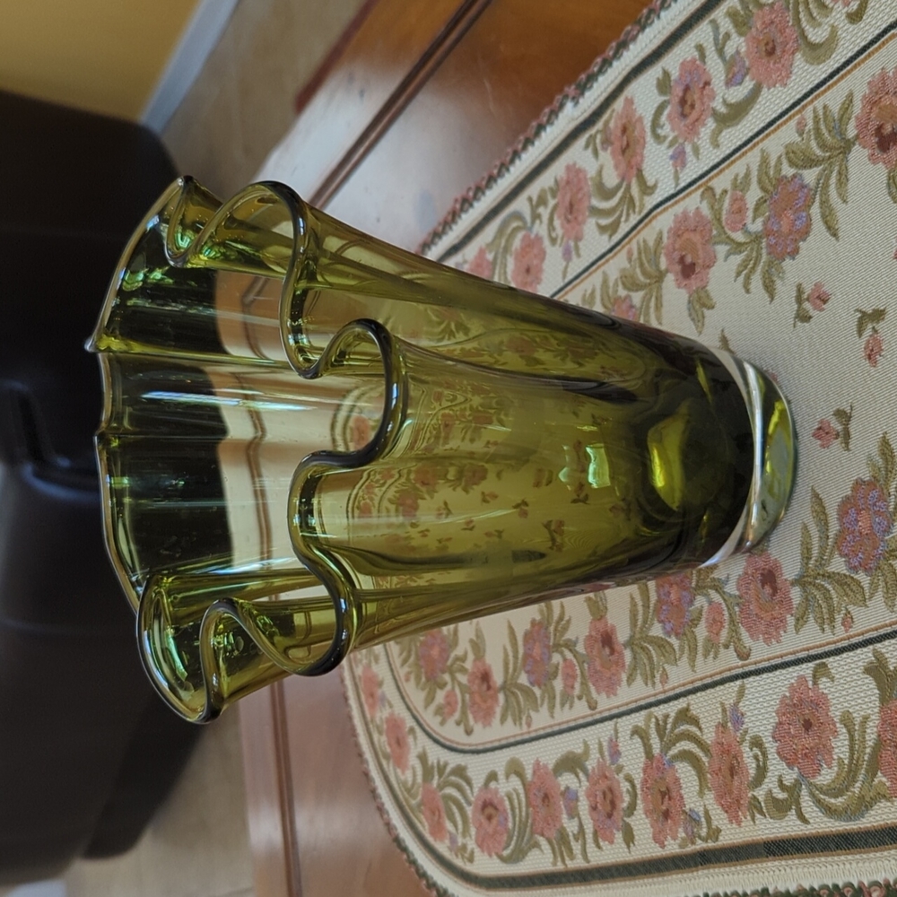 Glass Wave Vase , Olive color